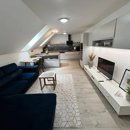 Elysian 3 - Team * Trencin